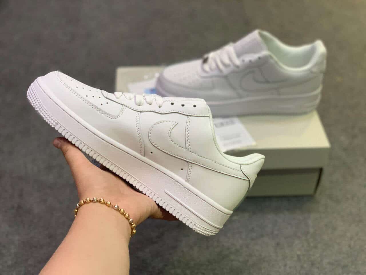 Giày nike air force 1 màu trắng