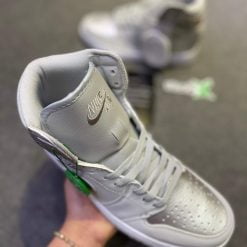 Giày Nike Air Jordan 1 Bạc Bóng