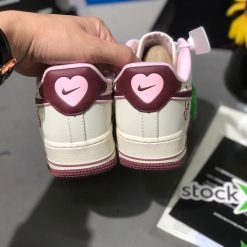 Gót giày Valentine's Day 2023