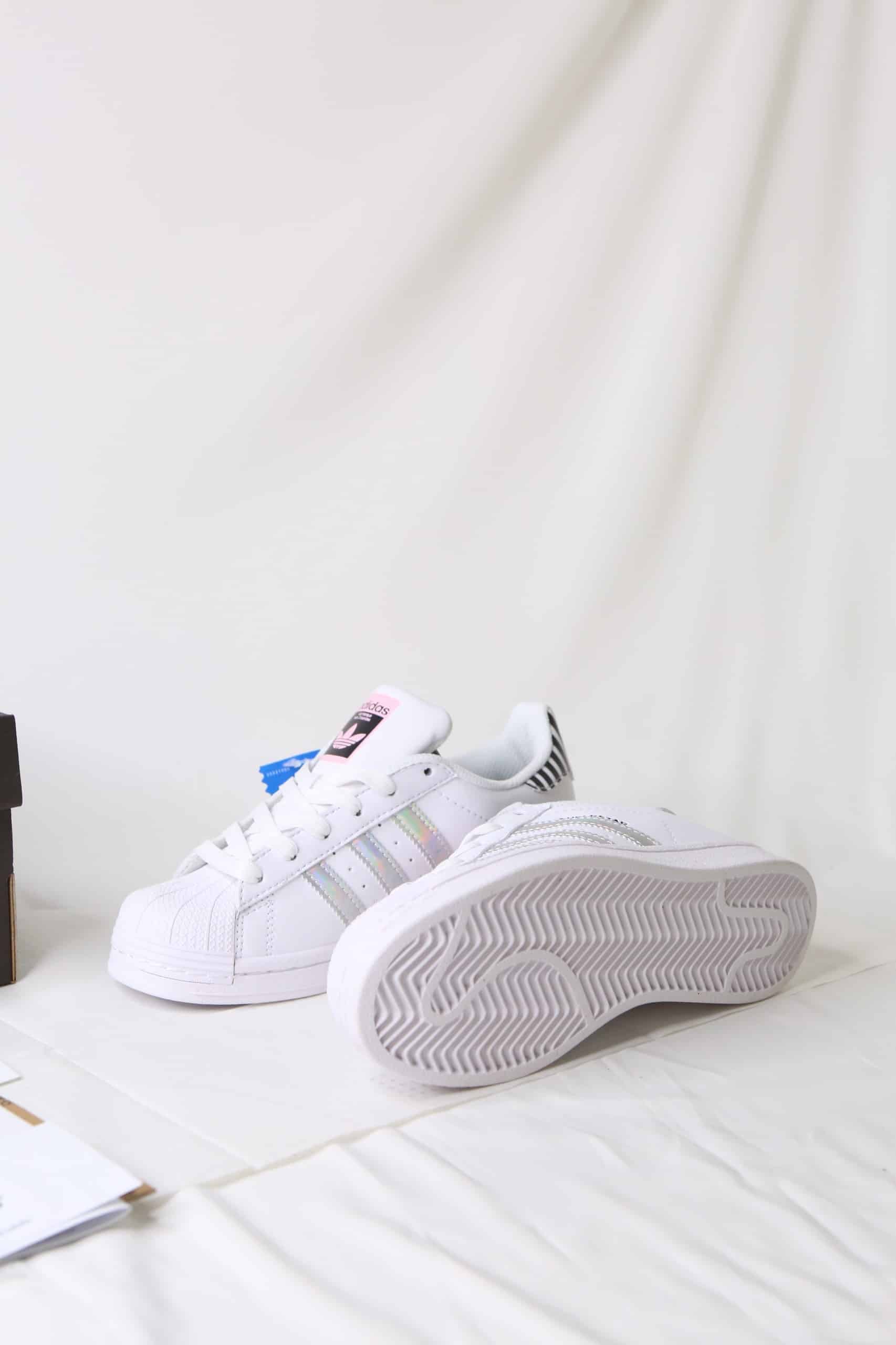 Giày Adidas Superstar White HOLLOGRAPHIC