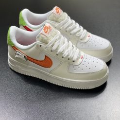 Giay Nike Air Force 1 Trang Cam Tho Ca Rot 1 scaled