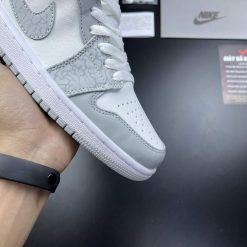 Giày Nike Air Jordan 1 Low Elephant Print