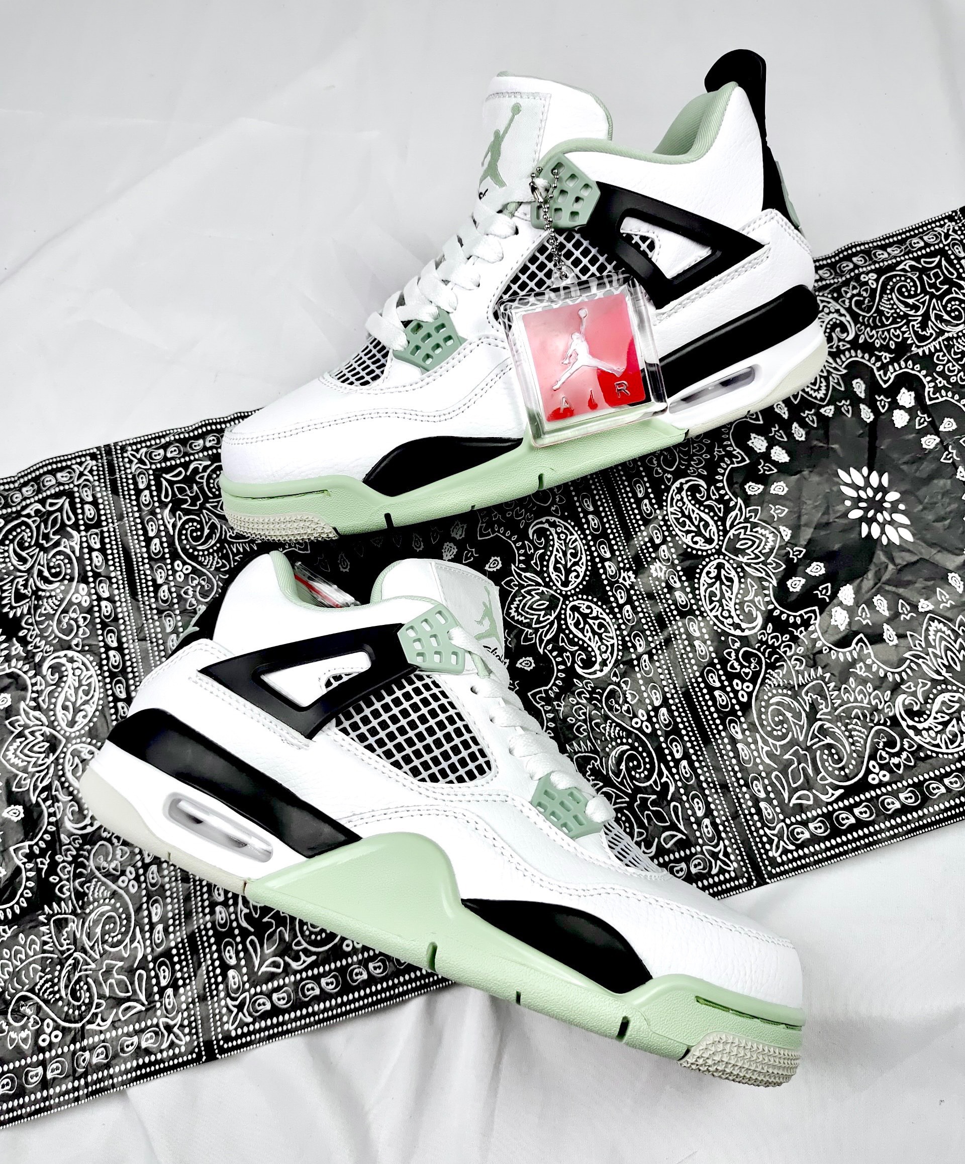 Giày Nike Air Jordan 4 Oil Green