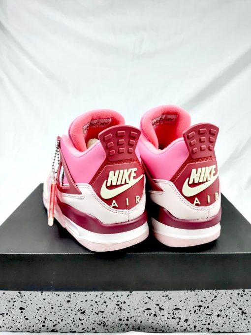 Giày Nike Jordan 4 Trắng Hồng