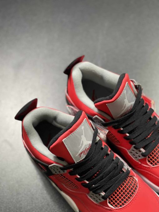 Nike Air Jordan 4 Toro Bravo Đỏ