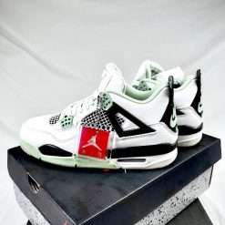 Nike Air Jordan 4 Xanh Bơ Trắng