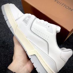 Giày Louis Vuitton Trainer 54 Signature White