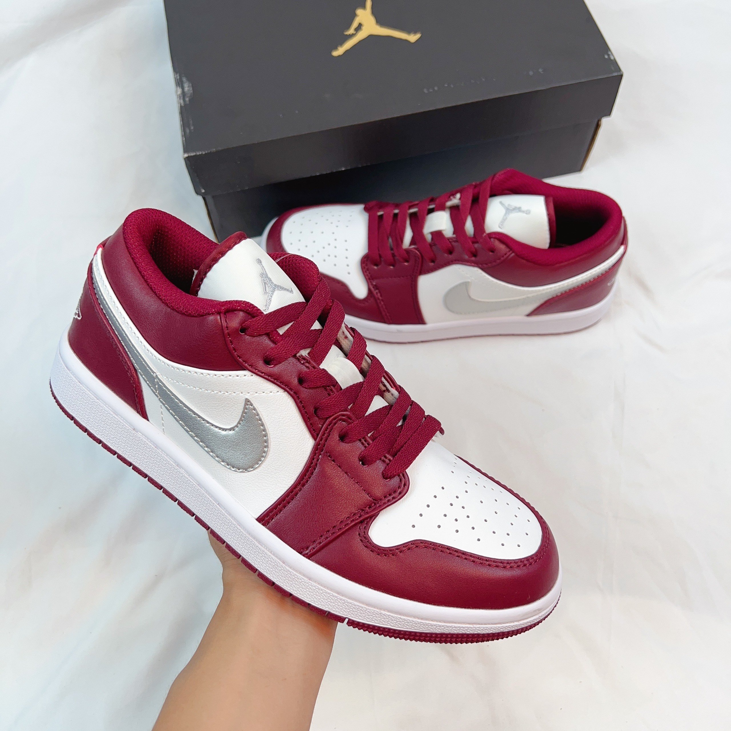 Giày Jordan 1 Đỏ Tím Cổ thấp