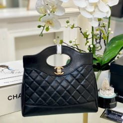 Túi Chanel 31 Mini Shopping Bag In Shiny Crumpled Calfskin With Gold-Tone Metal Black