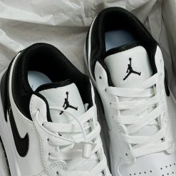 Giày Nike Air Jordan 1 Low White Black Hits Shelves