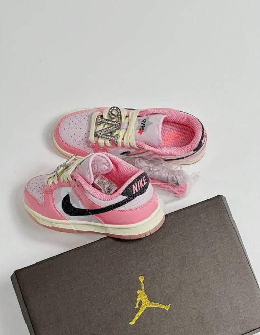 Giày Nike SB Barbie Pink White