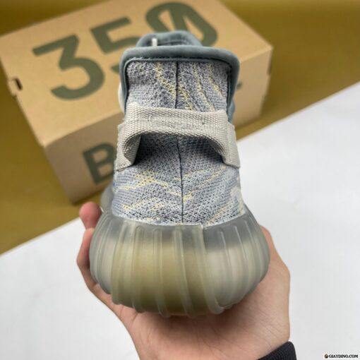 Giày Adidas Yeezy V2 Frost Blue
