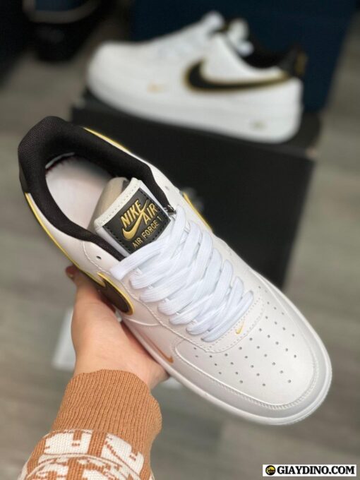 Giày Nike Air Force 1 Trắng Đen Viền Vàng