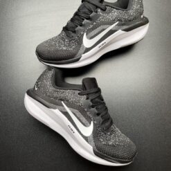 Giày Nike Wmns Zoom Winflo Trắng Đen