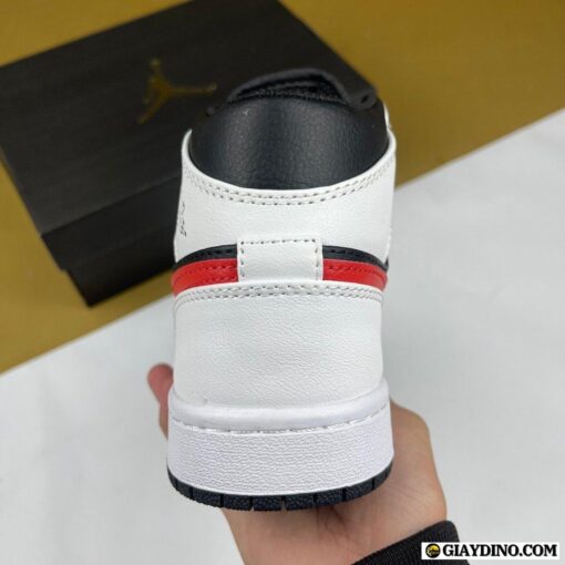 Giày Nike Air Jordan 1 Cổ Cao Đen Trắng Đỏ