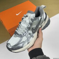 Giày Nike V2K Run Màu Xám Bạc