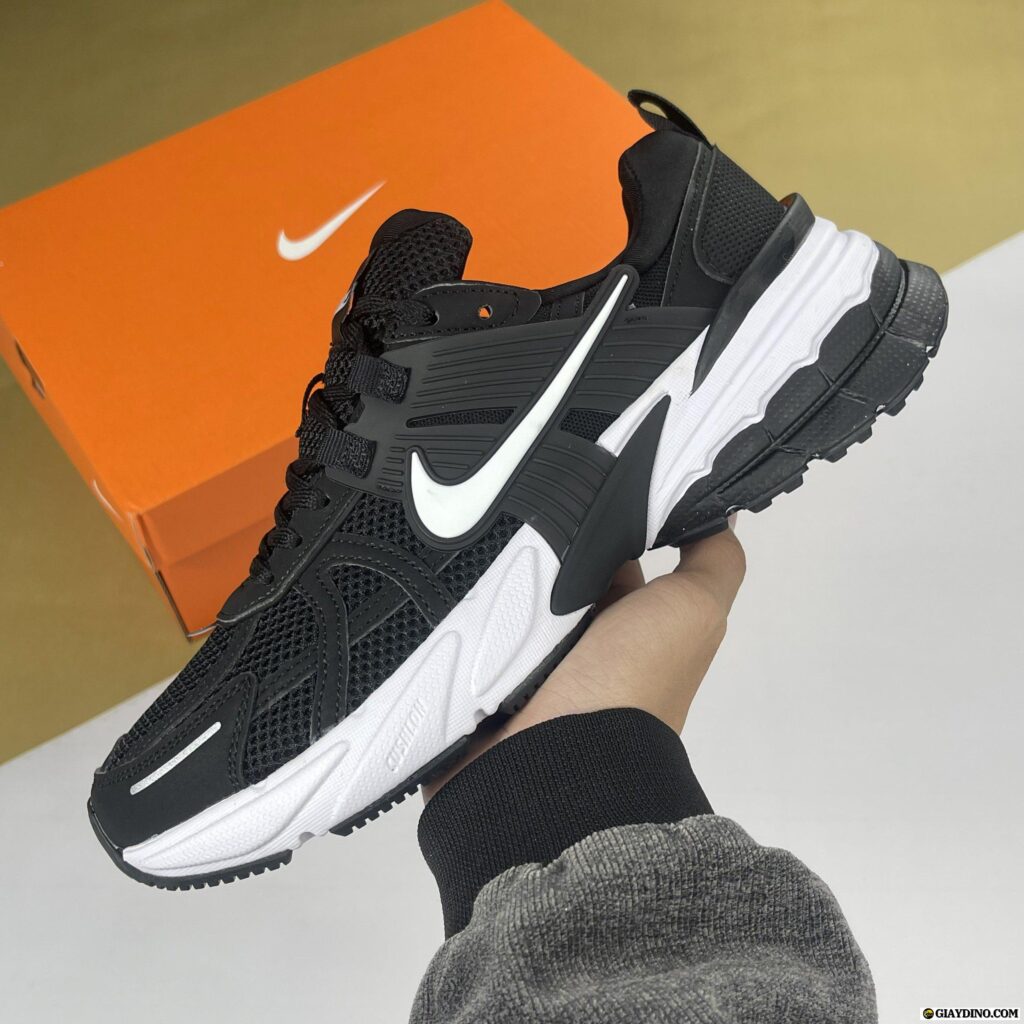 Giày Nike V2K Run Runtekk Original Resmi Black White