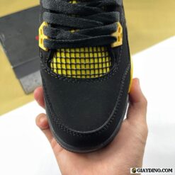 Giày Nike Jordan 4 Retro Thunder Đen Vàng