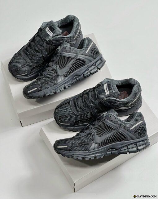 Giày Nike Zoom Vomero 5 Triple Black