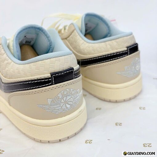 Giày Nike Air Jordan 1 Coconut Milk