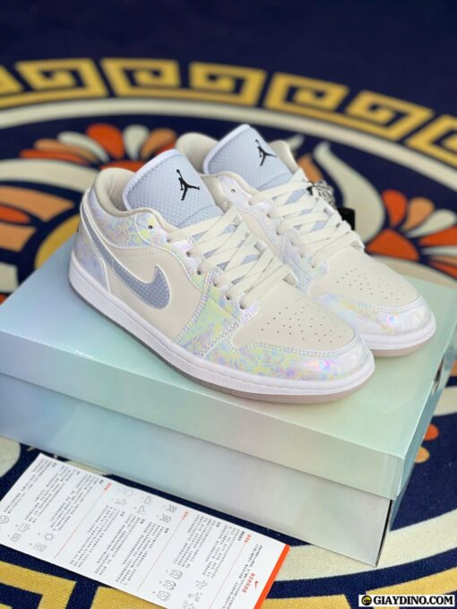 Giày Nike Air Jordan 1 Low Year Of The Snake HF4080-001