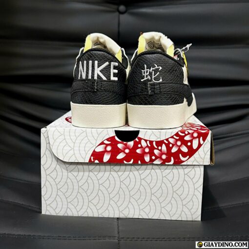 Giày Nike Blazer Low 77 Snake Trắng Đen