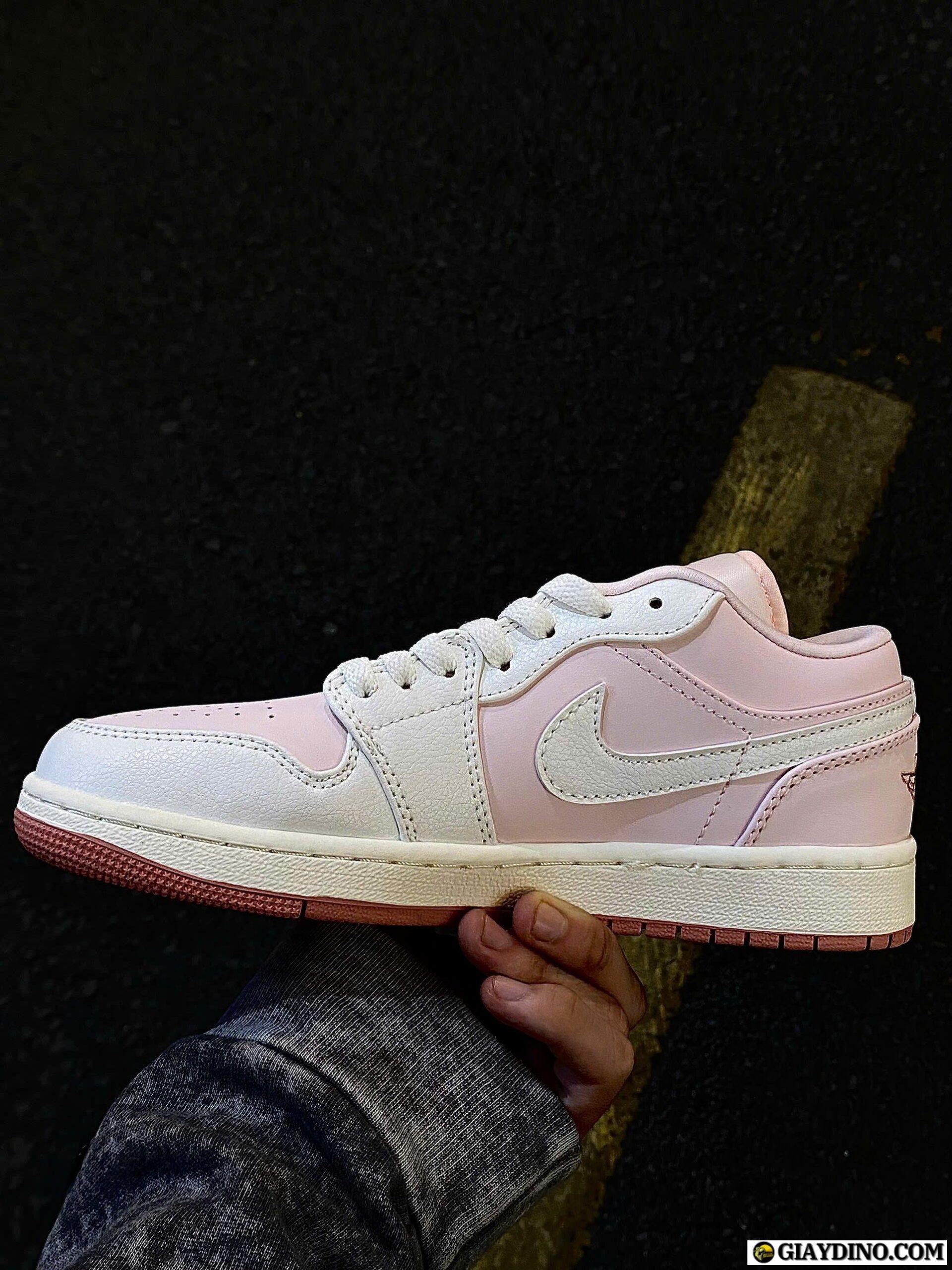 Giày Nike Air Jordan 1 Hồng Trắng Giày Nike Air Jordan 1 Hồng Trắng
