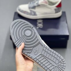 De Giay Jordan 1 Low Travis Scott Dior Hoa Tiet Xam Đế Giày Jordan 1 Low Travis Scott Dior Họa Tiết Xám