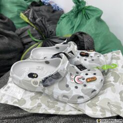 Dep Crocs Bape Grey Camo Xam Dép Crocs Bape Grey Camo Xám