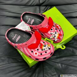 Dep Crocs Classic Clog Powerpuff Girls Blossom Dép Crocs Classic Clog Powerpuff Girls Blossom