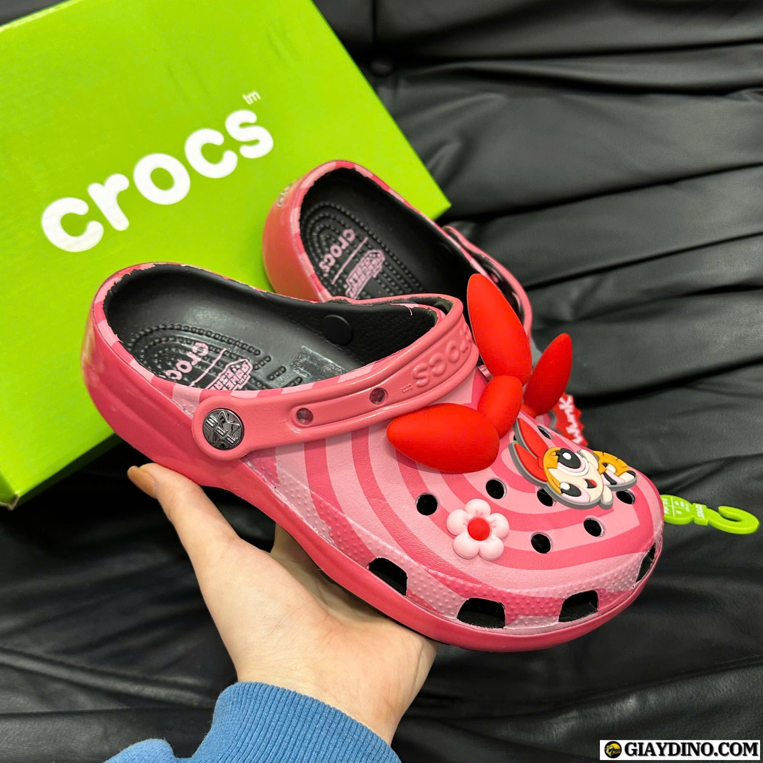 Dép Crocs Powerpuff Girls Blossom Classic Clogs Pink Red Dép Crocs Powerpuff Girls Blossom Classic Clogs Pink Red