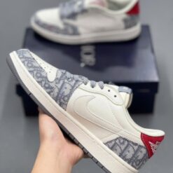 Giay Jordan 1 Co Thap Travis Scott Dior Xam Trang Got Do Giày Jordan 1 Cổ Thấp Travis Scott Dior Xám Trắng Gót Đỏ