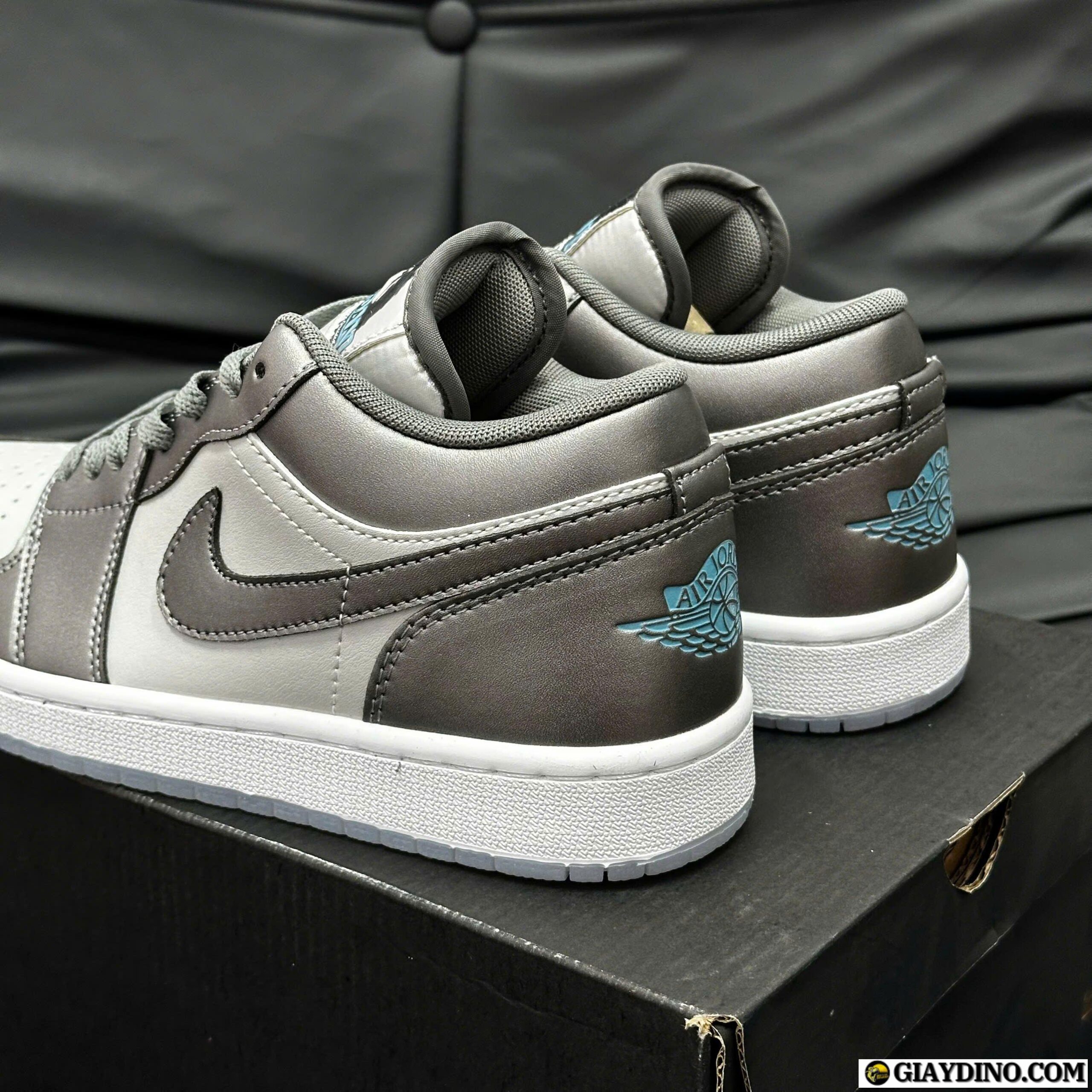 Giày Jordan 1 Inspired By The Greatest Xám Bạc Giày Jordan 1 Inspired By The Greatest Xám Bạc