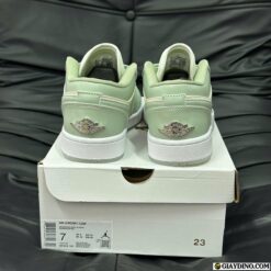Giay Jordan 1 Seafoam Green Sail Silver Xanh Logo Bac Giày Jordan 1 Seafoam Green Sail Silver Xanh Logo Bạc