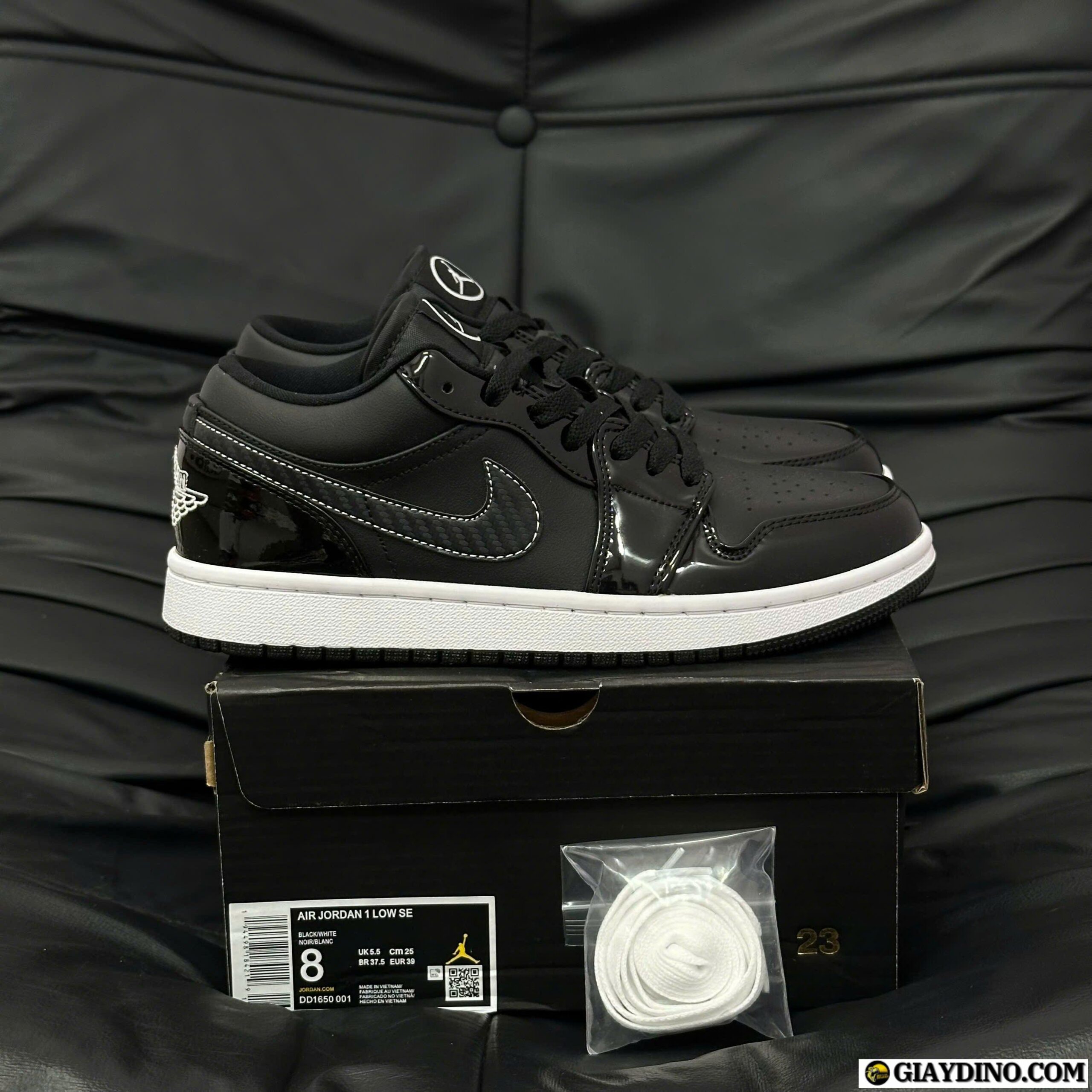 Giày Nike Air Jordan 1 Low SE GS All Star Weekend Trắng Đen Giày Nike Air Jordan 1 Low SE GS All Star Weekend Trắng Đen