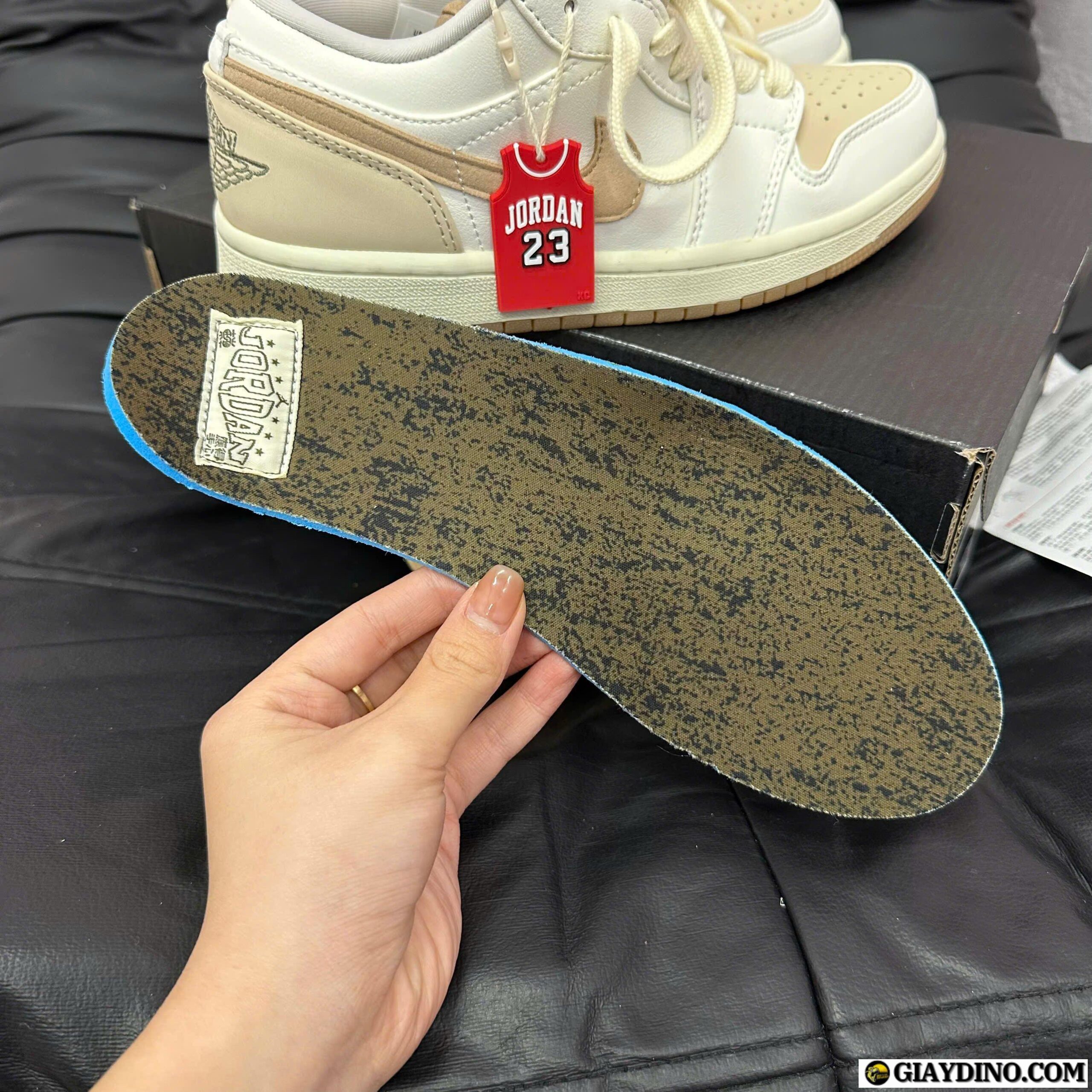 Miếng Lót Giày Jordan 1 Cổ Thấp Dongdan Miếng Lót Giày Jordan 1 Cổ Thấp Dongdan
