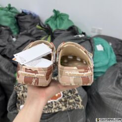 Suc Crocs BAPE Camo Nau Sục Crocs BAPE Camo Nâu