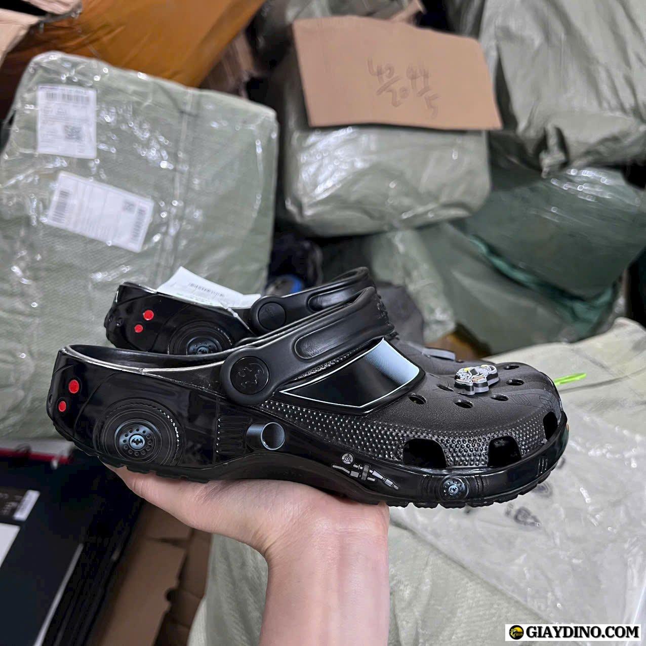 Dép Sục Crocs Batman Đen Dép Sục Crocs Batman Đen