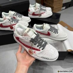 Giay Air Jordan 1 Low Travis Scott x Fragment Design White Red Giày Air Jordan 1 Low Travis Scott x Fragment Design White Red
