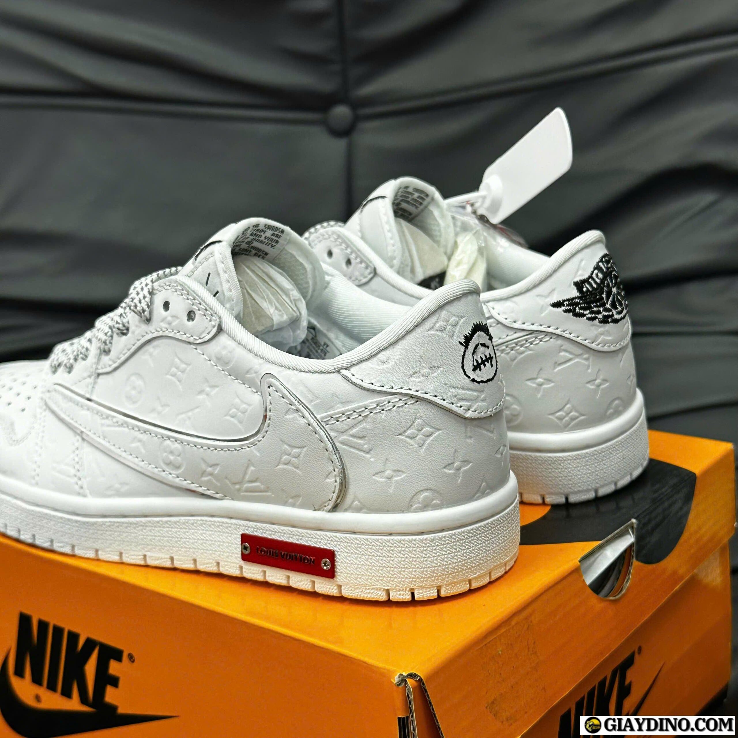 Giày Air Jordan 1 Low Travis Scott x Fragment Design White Silver Giày Air Jordan 1 Low Travis Scott x Fragment Design White Silver