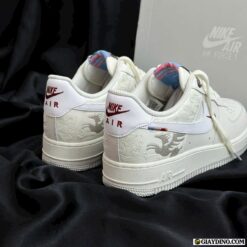 Giay Nike AF1 Low Year Of The Horse Trang Kem Cao Cap Giày Nike AF1 Low Year Of The Horse Trắng Kem Cao Cấp