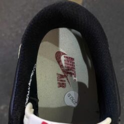 Giay Nike Air Jordan 1 Kem Den Hoa Tiet Giày Nike Air Jordan 1 Kem Đen Họa Tiết