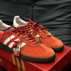 Giay Adidas Handball Spezial Phoi Mau Do Trang Giày Adidas Handball Spezial Phối Màu Đỏ Trắng