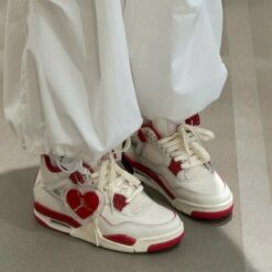 Giay Nike Air Jordan 4 Valentines Day 2026 Giày Nike Air Jordan 4 Valentines Day 2026