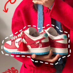 Giay Nike Dunk Low Rong Do De Xanh Duong Giày Nike Dunk Low Rồng Đỏ Đế Xanh Dương