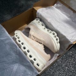 Giay On Running Cloudmonster Void Light Brown Giày On Running Cloudmonster Void Light Brown