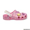 Dep Crocs Classic Clog x Hello Kitty 208527 680 Dép Crocs Classic Clog x Hello Kitty 208527-680