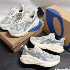 Giay Asics Novablast 5 Standard Oatmeal Giày Asics Novablast 5 Standard Oatmeal