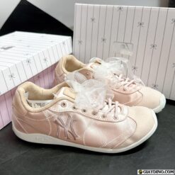 Giay MLB Sleek Powder NY Hong Anh Kim Giày MLB Sleek Powder NY Hồng Ánh Kim