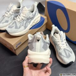 Giay Sneaker Asics Novablast 5 Ban Standard Chuan Dep Full Box Giày Sneaker Asics Novablast 5 Bản Standard Chuẩn Đẹp Full Box
